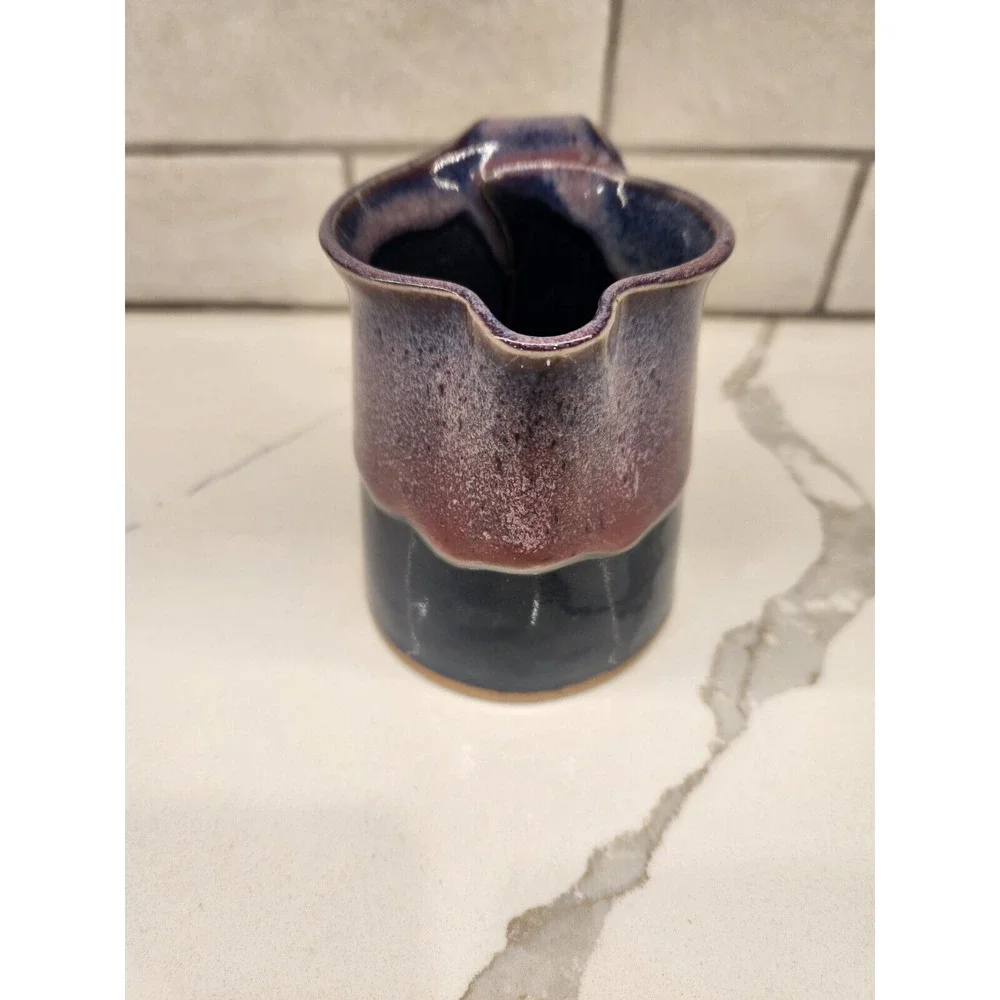 Vintage 1988 Bay Pottery Virginia Blue Lavender Drip Glaze Creamer‎